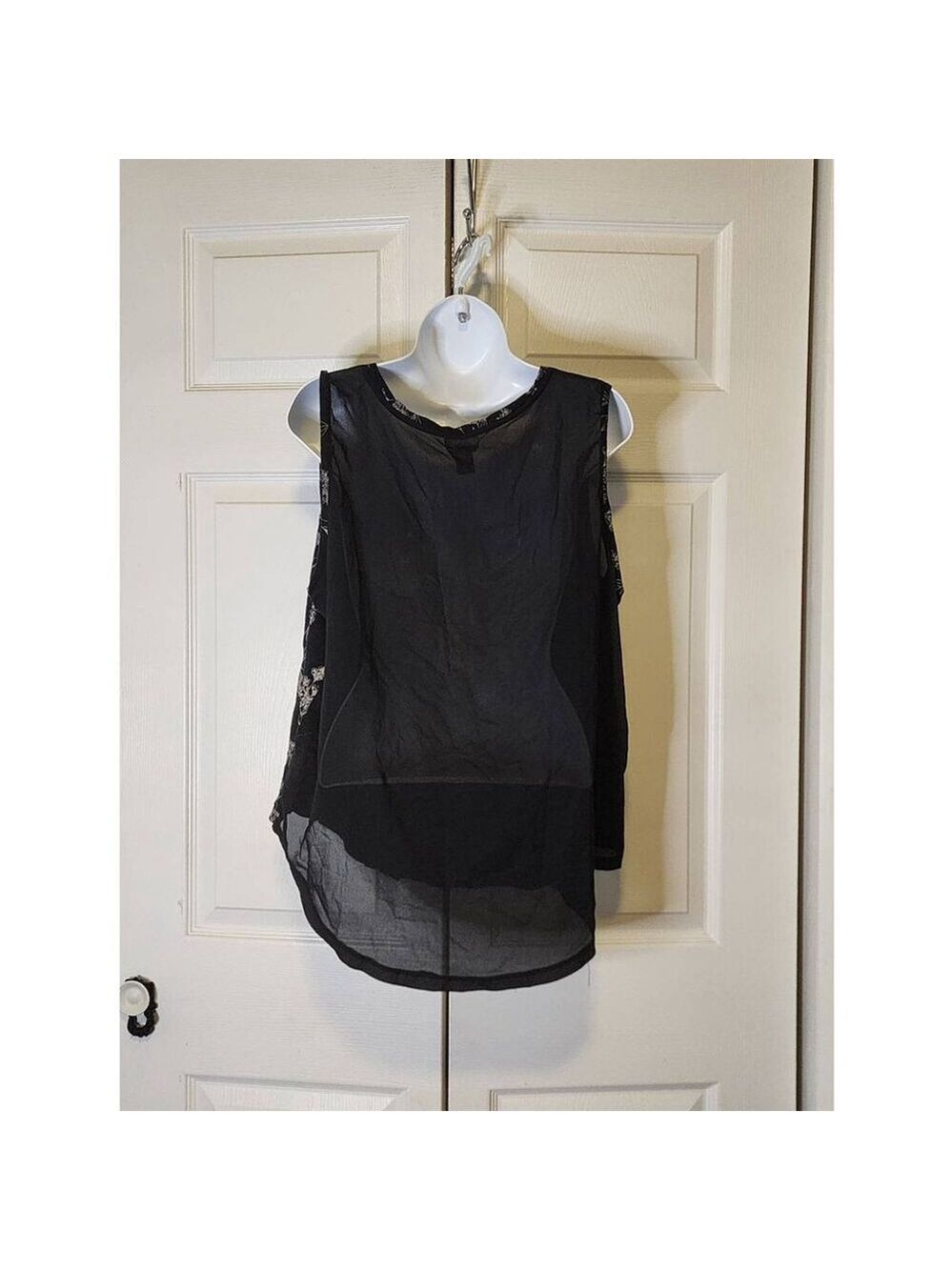 Old Navy Black Tank - Picture 4 of 4